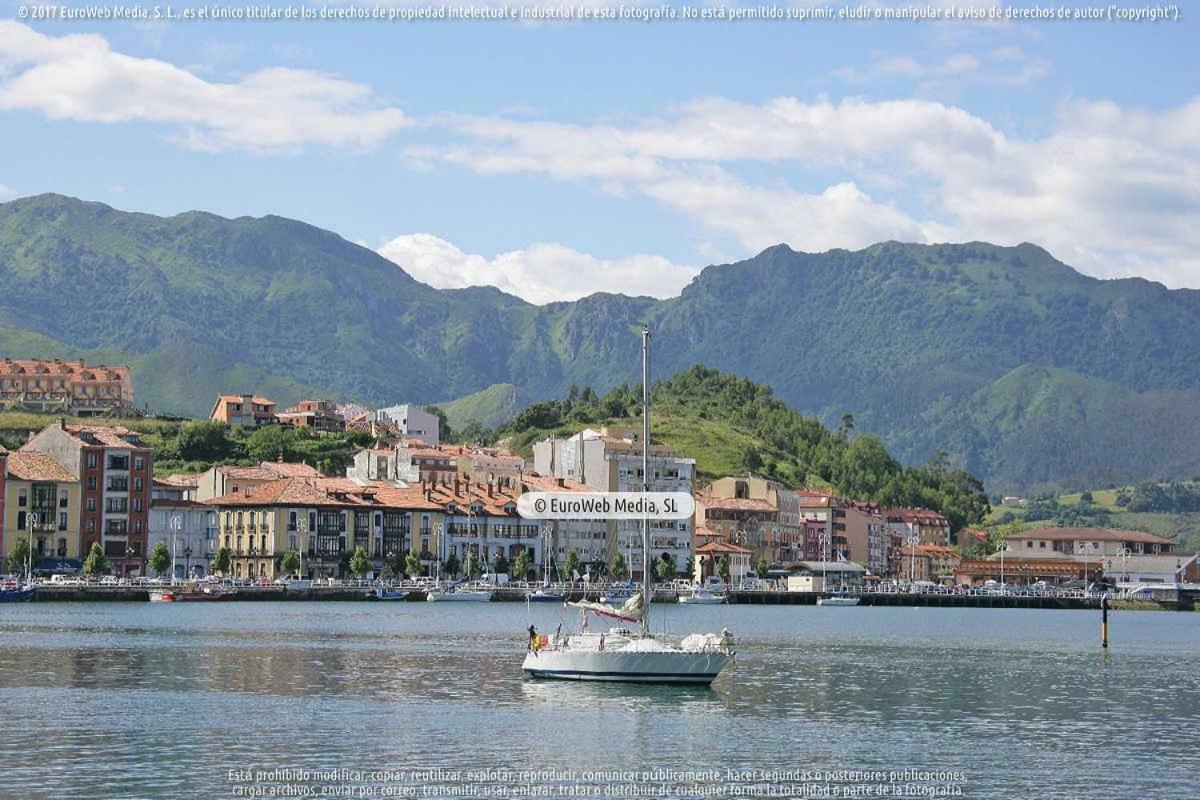La Nana Del Mar / The Lullaby Of The Sea On Old Harbour Apartment Cudillero Exterior photo